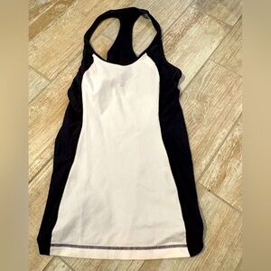 Like new Lululemon Black and White Women's Tank Top